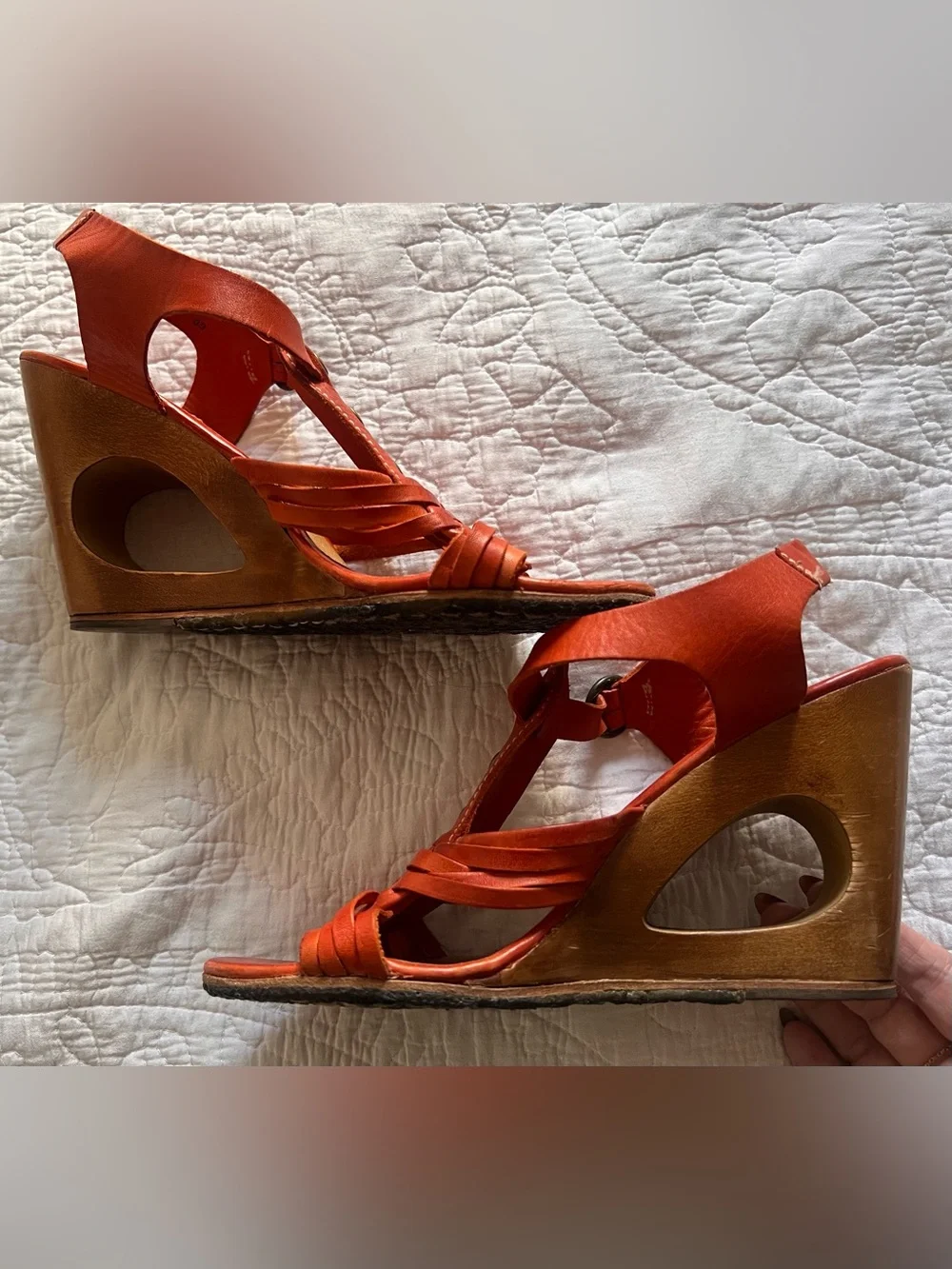 Frye Gabriella Orange Leather Wooden Wedge Sandals - Size 8